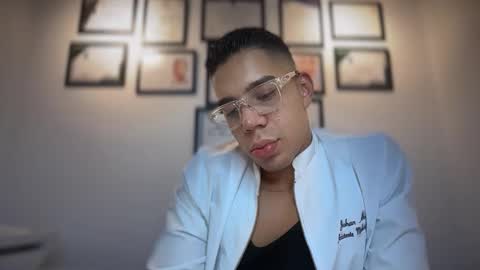 Snapshot of santoxxxkinney chatting on 02/05/26, 08:24 santoxxxkinney online show from 02/05/26, 08:24