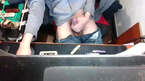 Snapshot of santuronvargas chatting on 11/30/25, 08:24 santuronvargas online show from 11/30/25, 08:24