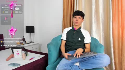 Snapshot of santy_carrington chatting on 01/11/25, 05:29 Santiago Carrington online show from 01/11/25, 05:29