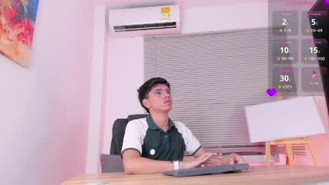 Santiago Carrington online show from 04/07/26, 08:53