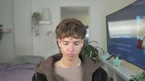 kitty online show from 11/27/25, 12:56