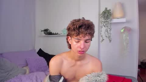 kitty online show from 01/17/26, 01:54