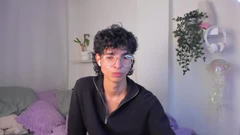 kitty online show from 02/15/26, 11:56