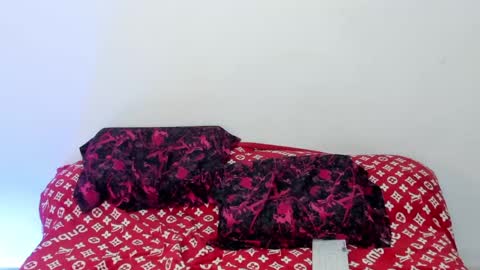 santy_of1 online show from 05/08/26, 02:11