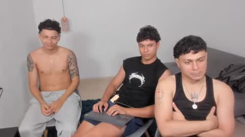 santy_stump online show from 06/08/26, 07:03