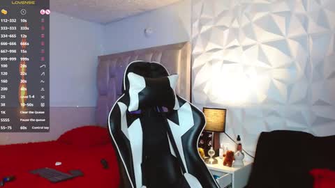 Snapshot of santyago_taylor chatting on 12/08/24, 09:08 Santyago online show from 12/08/24, 09:08