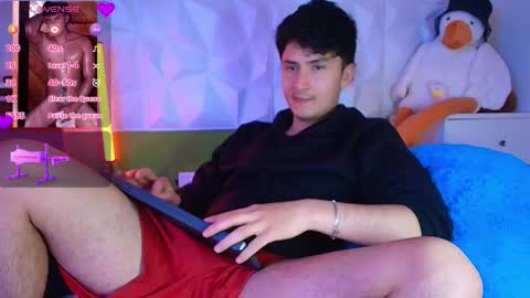 Snapshot of santyago_taylor chatting on 10/08/25, 07:22 Santyago online show from 10/08/25, 07:22