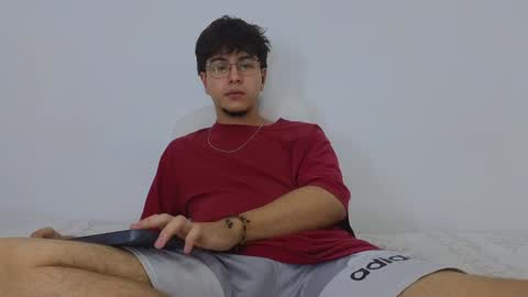 Snapshot of santybig18 chatting on 02/04/25, 05:53 santybig18 online show from 02/04/25, 05:53