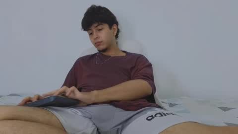 Snapshot of santybig18 chatting on 02/28/25, 06:43 santybig18 online show from 02/28/25, 06:43