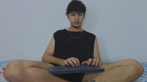 Snapshot of santybig18 chatting on 03/02/25, 10:35 santybig18 online show from 03/02/25, 10:35