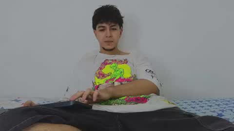 Snapshot of santybig18 chatting on 03/04/25, 08:16 santybig18 online show from 03/04/25, 08:16