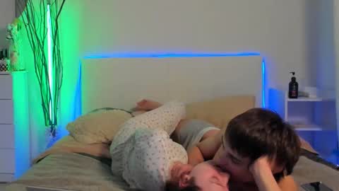 Snapshot of santythousand chatting on 02/04/26, 07:20 santythousand online show from 02/04/26, 07:20