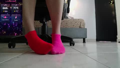 sanyaseraphine0 online show from 01/05/26, 08:12