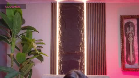 Tatiana online show from 10/05/25, 02:04