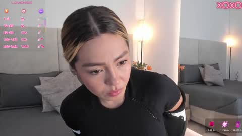 Snapshot of saori_newman chatting on 02/18/26, 11:39 Saori online show from 02/18/26, 11:39