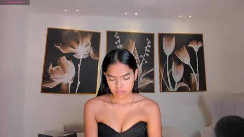 Saphira James online show from 06/06/26, 02:27