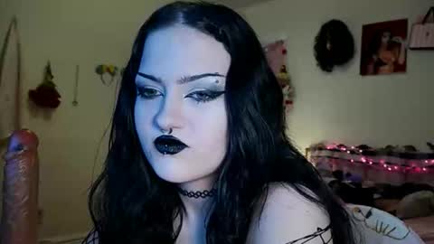 Snapshot of saphirerose1 chatting on 04/12/26, 10:59 Sapphire online show from 04/12/26, 10:59