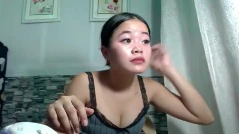 Snapshot of sapphire_amora chatting on 11/05/25, 09:42 sapphire_amora online show from 11/05/25, 09:42