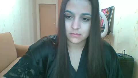 Snapshot of sapphiredesire_ chatting on 01/29/25, 01:49 sapphiredesire_ online show from 01/29/25, 01:49