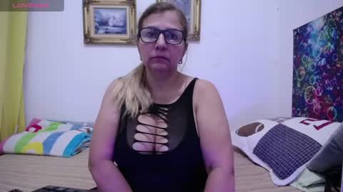 sara online show from 06/14/26, 02:24