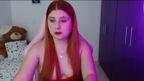 Snapshot of sara_160 chatting on 05/27/26, 04:15 sara_160 online show from 05/27/26, 04:15