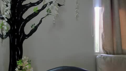    online show from 09/13/25, 12:05