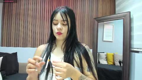 Snapshot of sara__michell chatting on 06/11/26, 12:03 online show from 06/11/26, 12:03