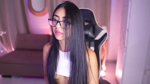 Sara  online show from 01/11/25, 03:42