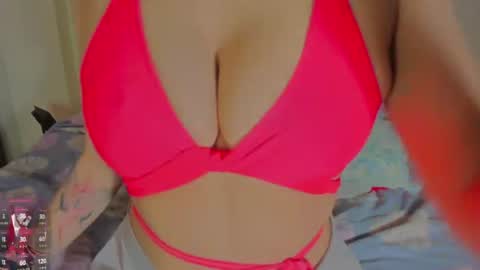 Snapshot of sara_allenx chatting on 06/12/26, 02:05 sara allenx online show from 06/12/26, 02:05