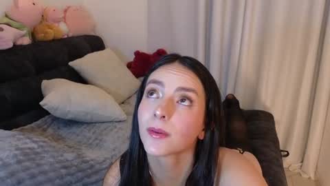 Sara  online show from 06/26/26, 07:57