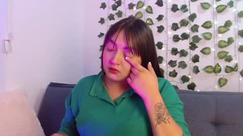 Sara online show from 05/20/26, 07:42