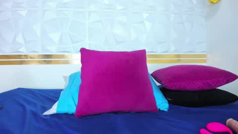 Snapshot of sara_collinnss chatting on 01/16/25, 12:42 Sara Collins online show from 01/16/25, 12:42