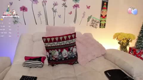 Sara Crowe online show from 01/06/25, 05:30