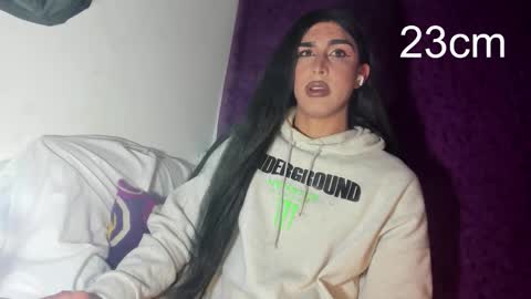 sara_hunter12 online show from 11/20/25, 10:48