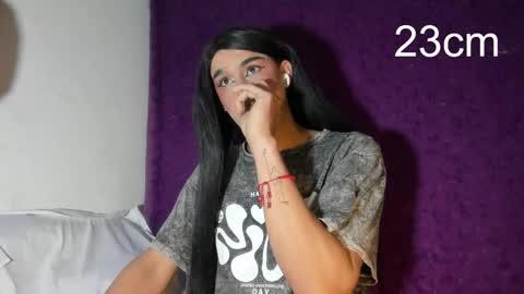 sara_hunter12 online show from 11/21/25, 10:47