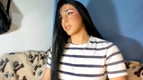 sara_hunter12 online show from 11/25/25, 06:46