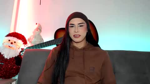 sara_hunter12 online show from 12/17/25, 06:52