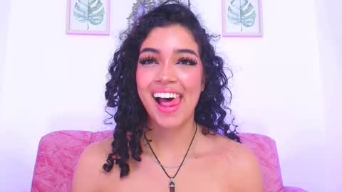 Snapshot of sara_jhonsonn chatting on 01/18/25, 05:10 Sara Jhonson online show from 01/18/25, 05:10