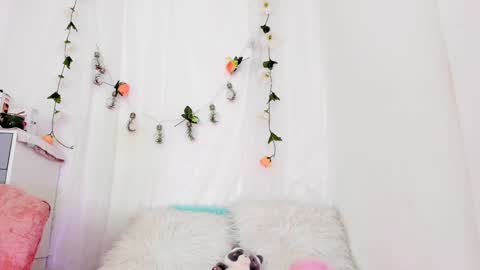 Sara  online show from 02/07/25, 02:58