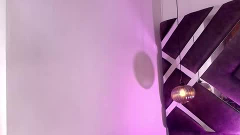 sara_lopee1 online show from 09/23/25, 11:57