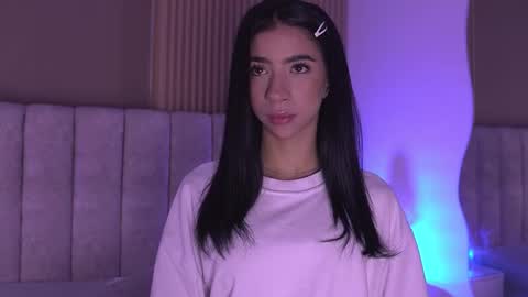 sara_lopee1 online show from 03/03/26, 12:00