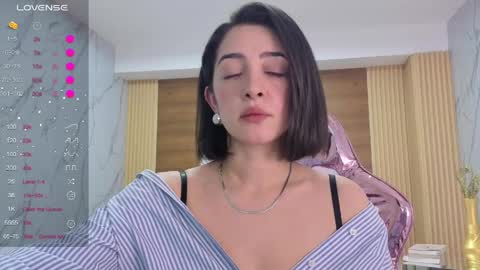 Snapshot of sara_lopez_s chatting on 04/20/26, 01:47 Sara online show from 04/20/26, 01:47