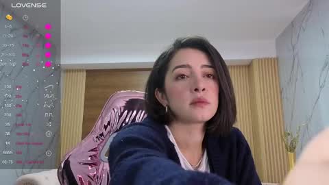 Snapshot of sara_lopez_s chatting on 04/21/26, 01:50 Sara online show from 04/21/26, 01:50