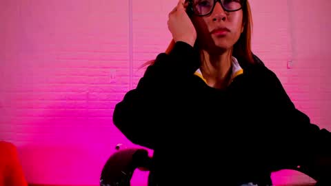 Sara Love online show from 05/19/26, 02:18