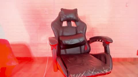 Sara Love online show from 05/22/26, 04:08