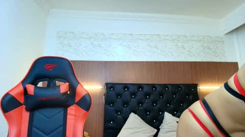 Sarax lux online show from 03/04/26, 12:33