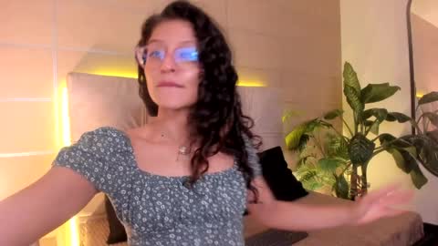 Sara  online show from 04/16/26, 12:50