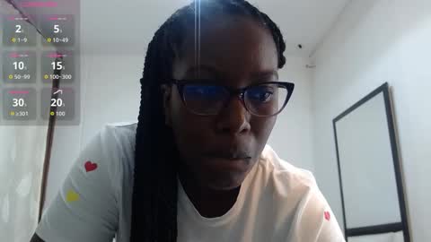 Snapshot of sara_marks chatting on 04/17/26, 10:40 S A R A online show from 04/17/26, 10:40