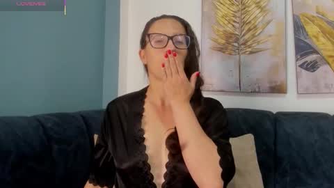 Sara   online show from 01/12/26, 12:32