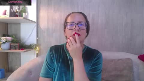 Sara   online show from 02/03/26, 09:42